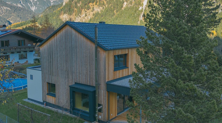 HAUS NASSEREITH M