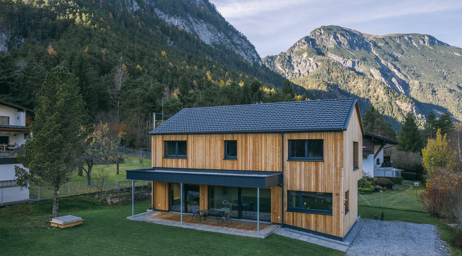 HAUS NASSEREITH M