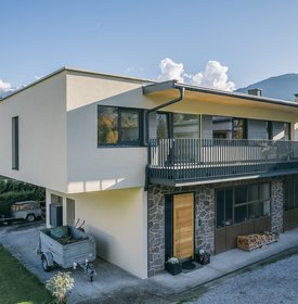 AUFSTOCKUNG IMST M
